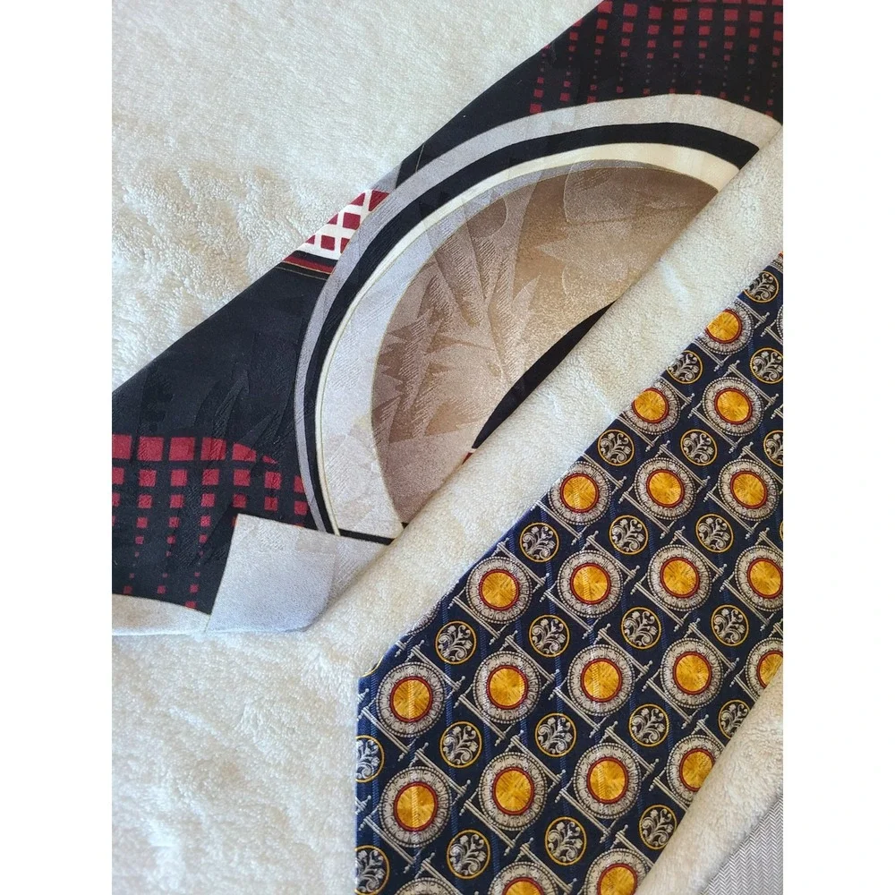lot of 4 mens silk ties assorted brands and prints